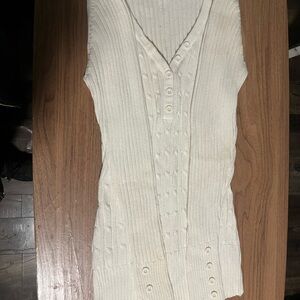 Arizona Jean Company Off-White Knit Top